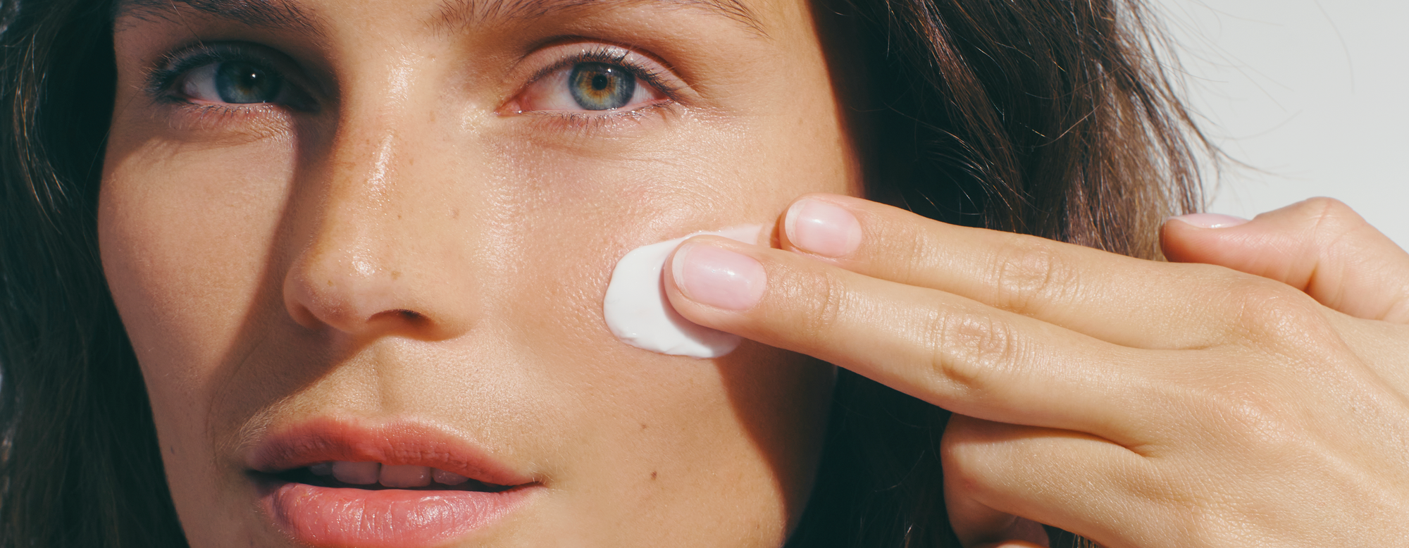 How to Layer Your Facial Skincare Products Correctly