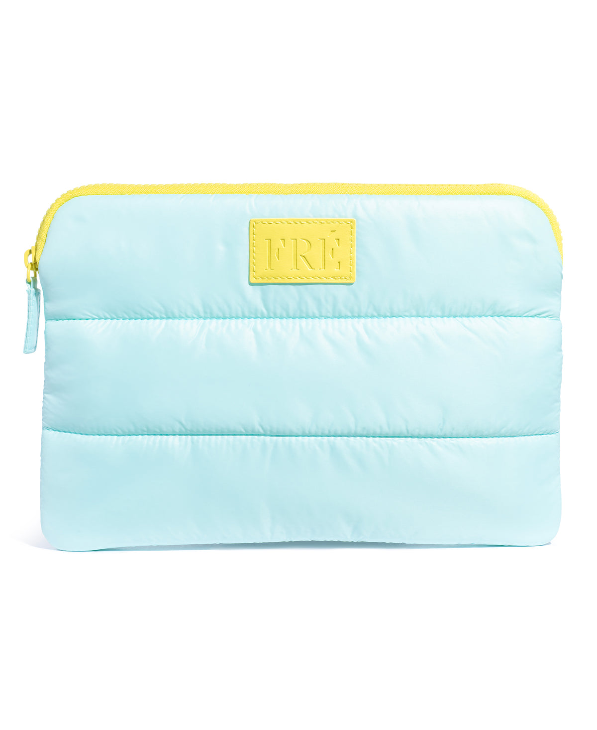 פאוץ׳ ממותג